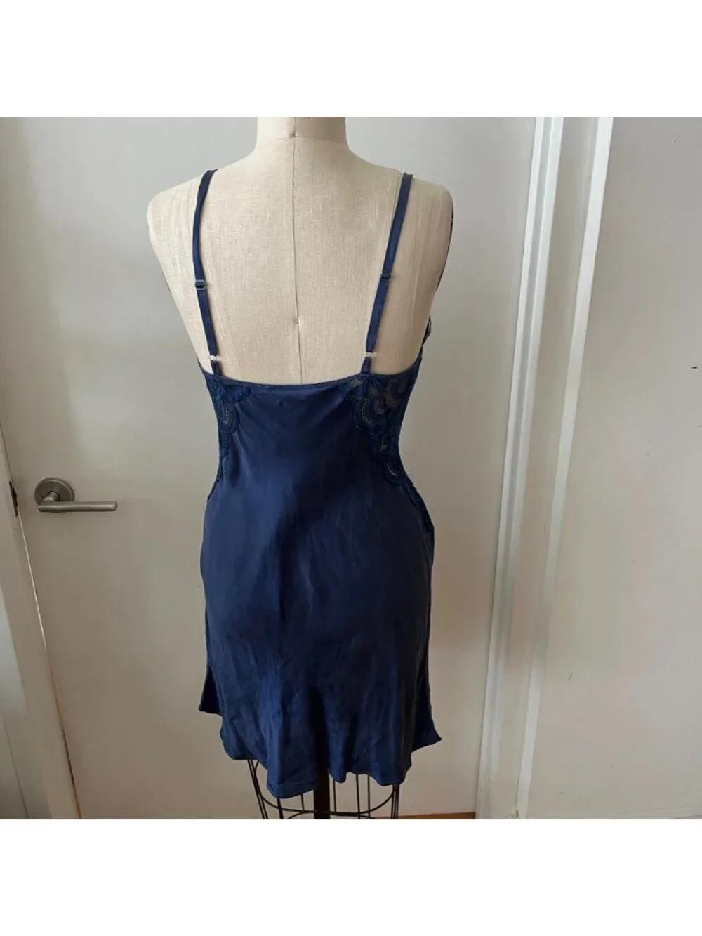 VTG PATRICIA FIELDWALKER ADAGIO‎ Navy Silk/Lace Slip Dress Size Medium